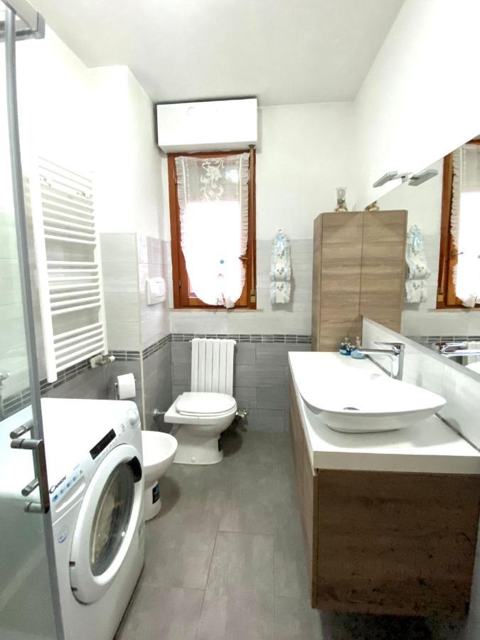 Rho Fiera Apartment Esterno foto